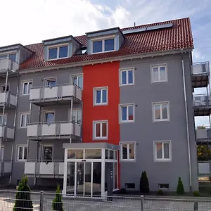 Goldener Schluessel Mit Gaestehaus Sina Noerdlingen